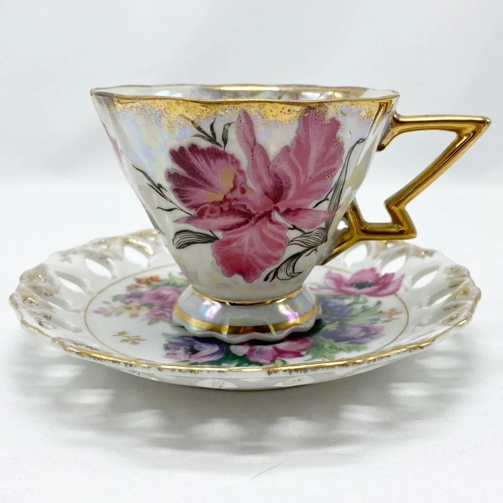 Vintage 1950's Royal Sealy Pink Daffodil Iridescent Porcelain Tea Cup & Saucer